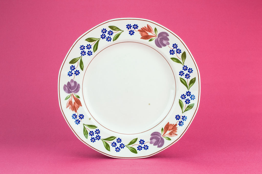 4 Retro pottery plates