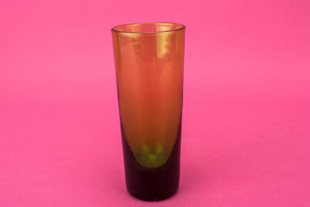 6 shot glasses on stand