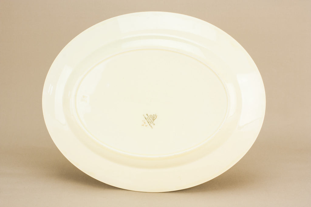 Minimalist serving platter