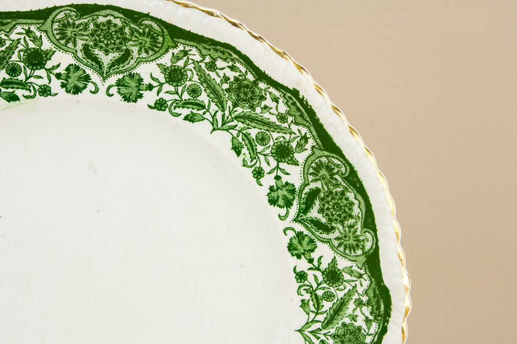 4 Victorian dinner plates