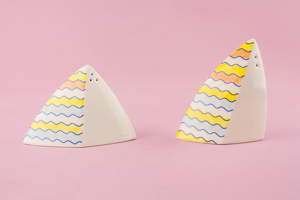 Salt and pepper shakers set