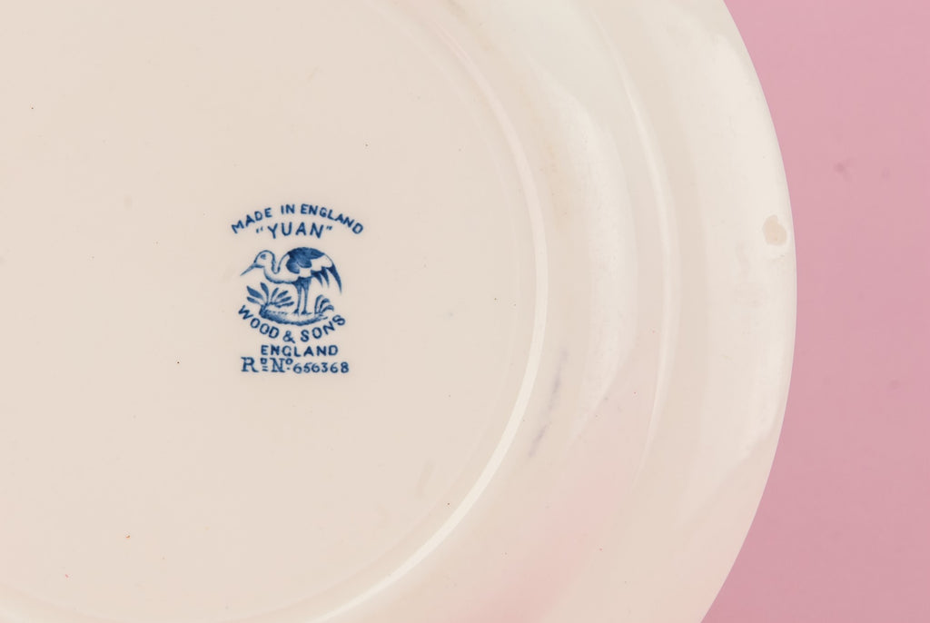 9 blue and white dinner plates