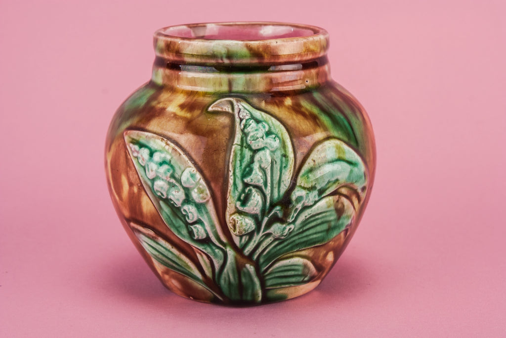 Small majolica vase