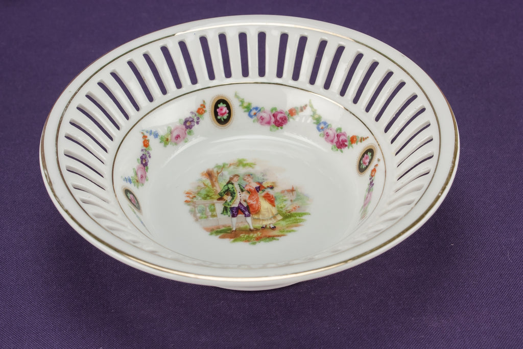 Decorative porcelain bowl