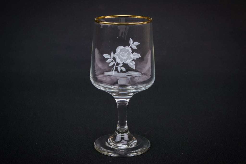 6 small wine glasses