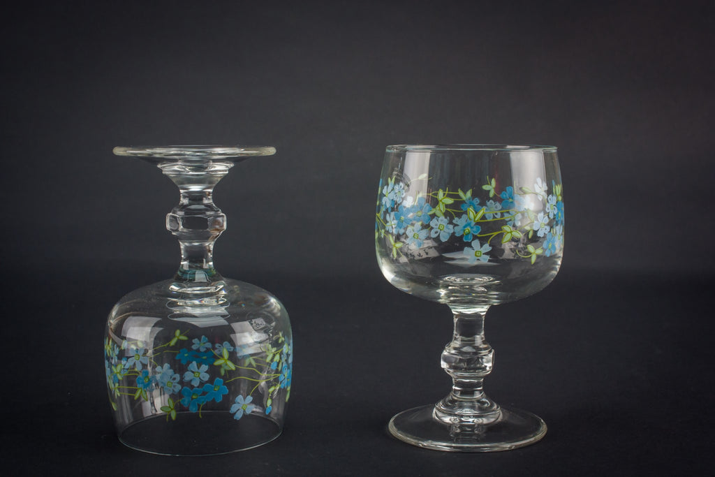 5 crystal wine glasses