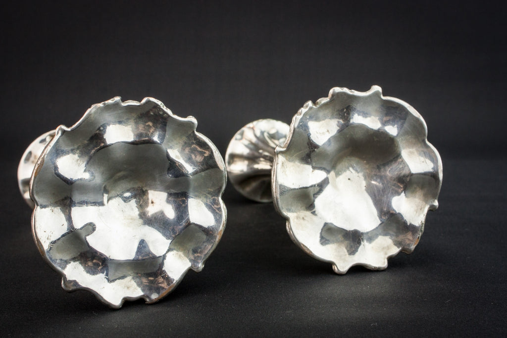 2 small candlesticks