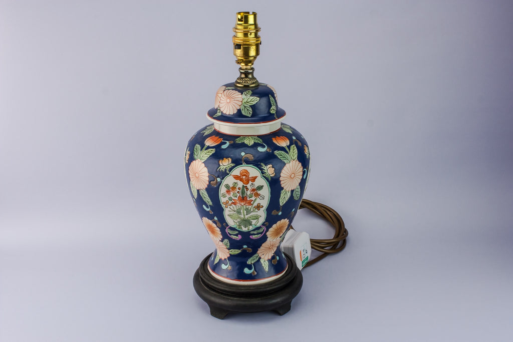 Floral ceramic lamp