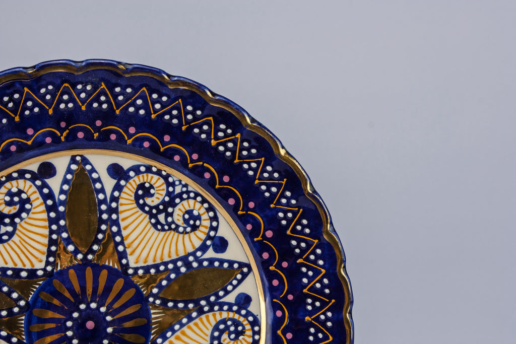 Quimper serving dish