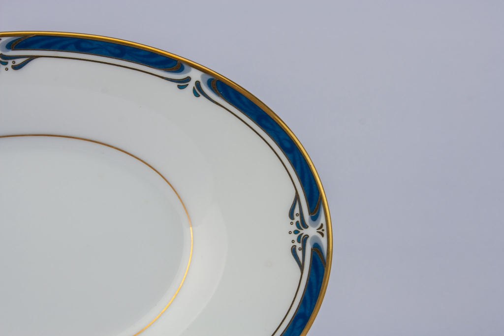 Noritake gravy boat on stand