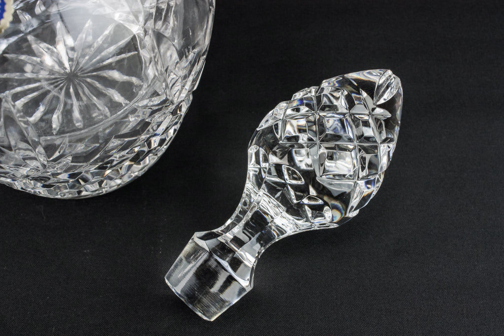 Cut glass ovoid decanter