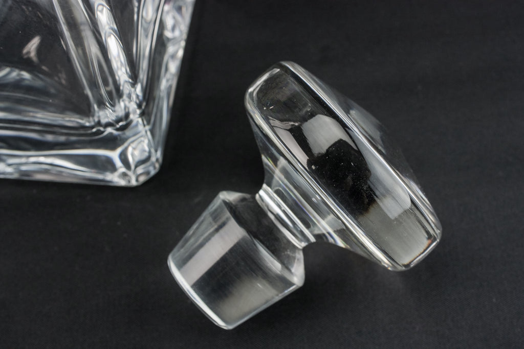 Moulded glass square decanter
