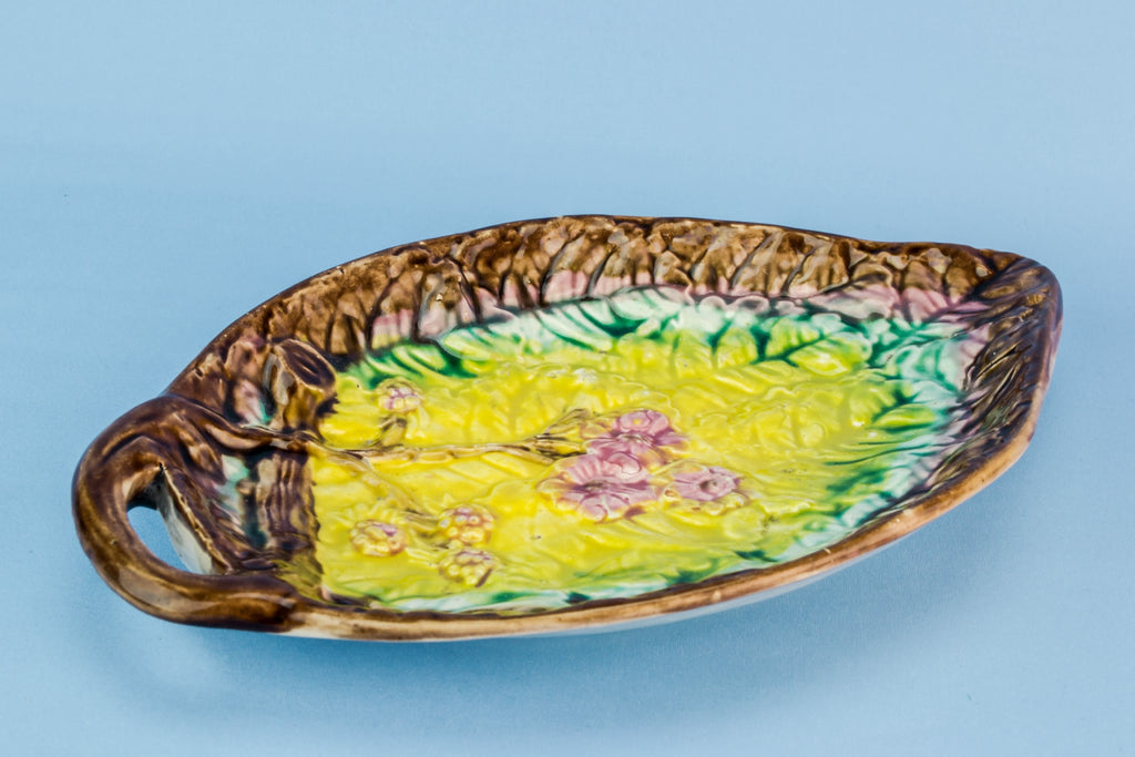 Majolica serving dish