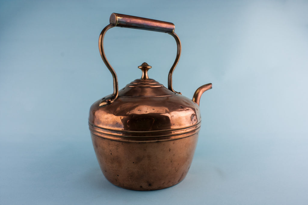 Medium copper kettle