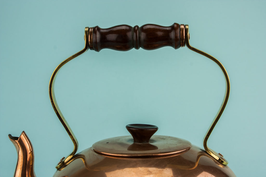 Mid-Century Modern kettle