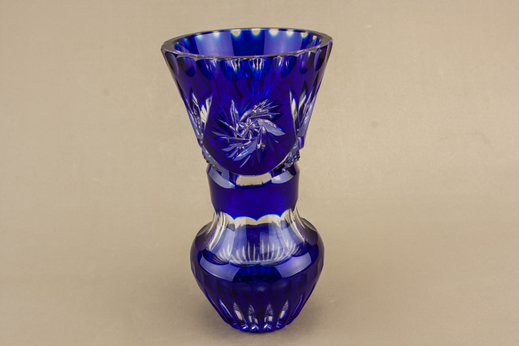 Medium glass vase