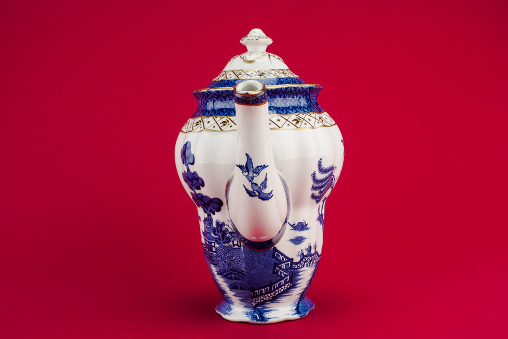 Blue willow teapot
