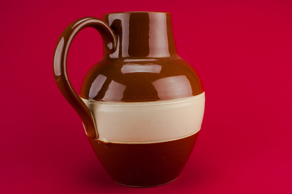 Water brown jug