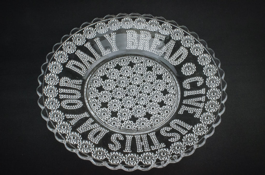 Daisy glass serving dish
