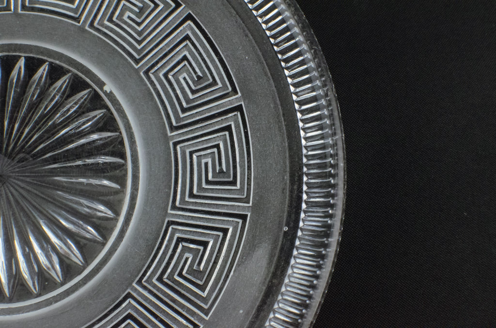Glass serving dish