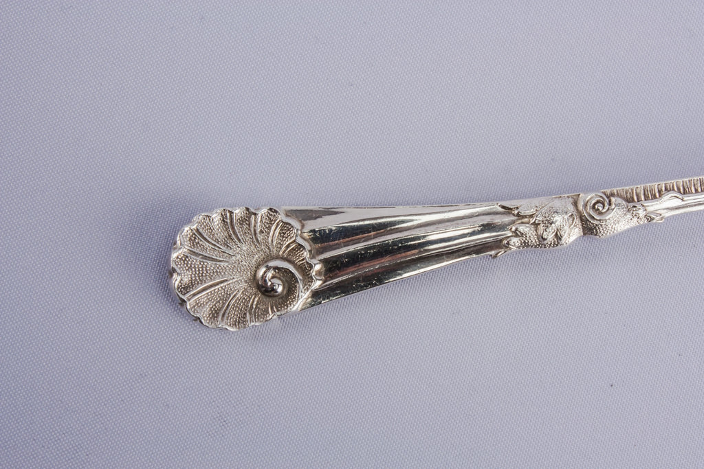 Cutlery set for twelve