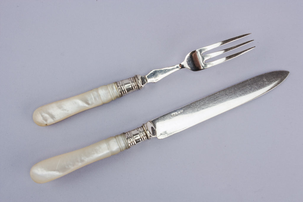 Cutlery set for eight
