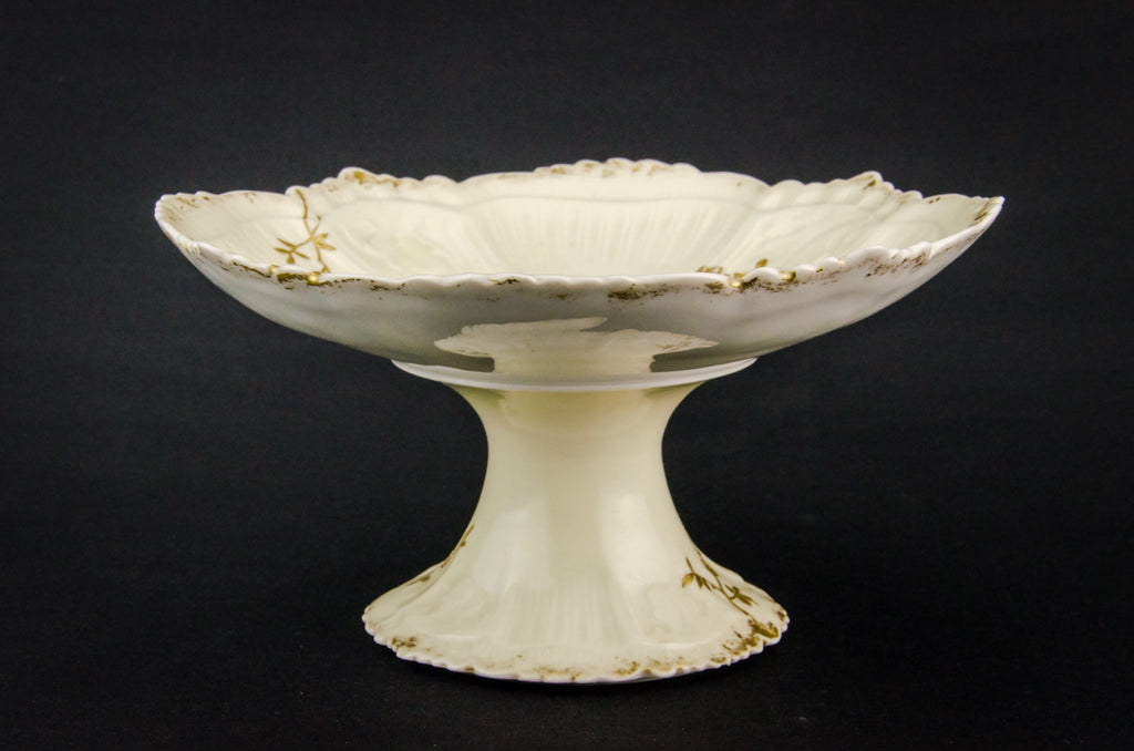 Gilded serving stem bowl