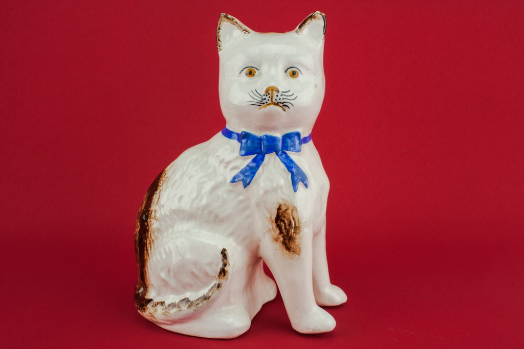 2 ceramic cat figures