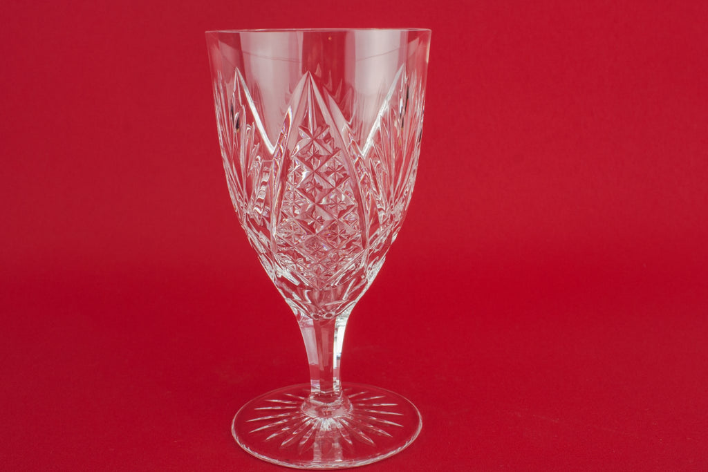 2 medium wine glasses