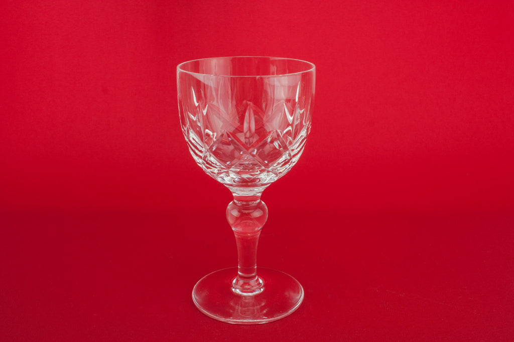 4 dessert wine glasses