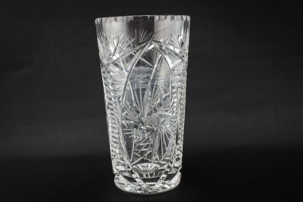 Medium tapered vase