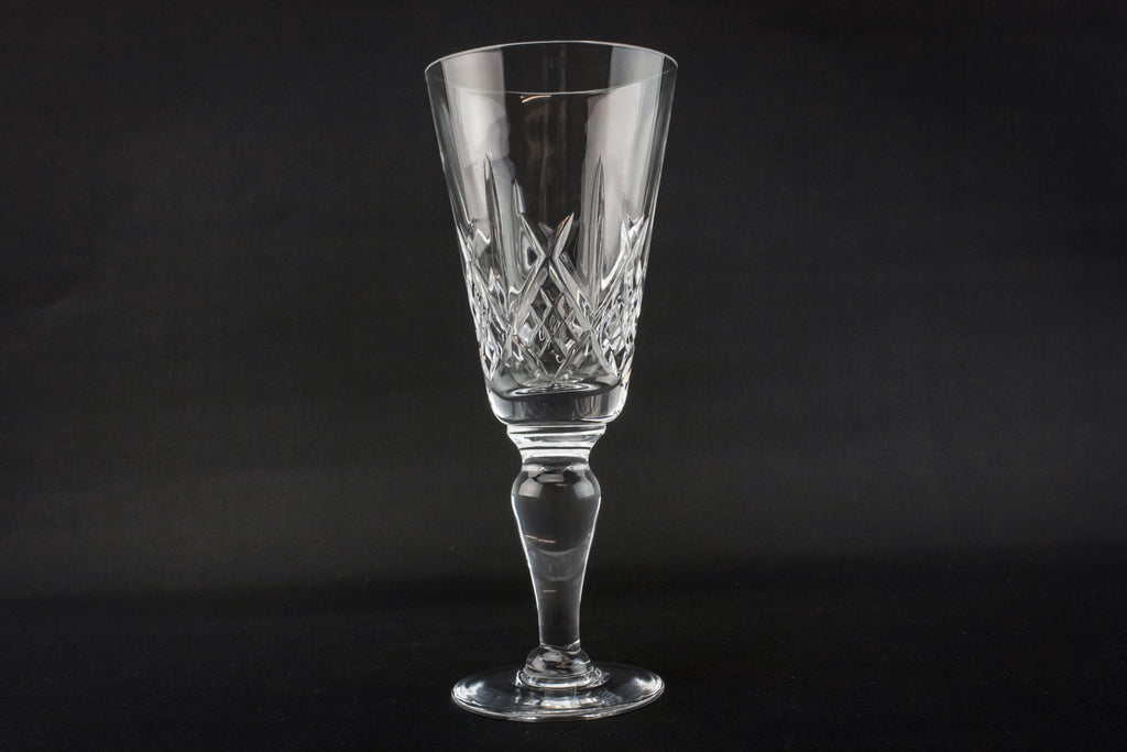 6 fluted wine glasses