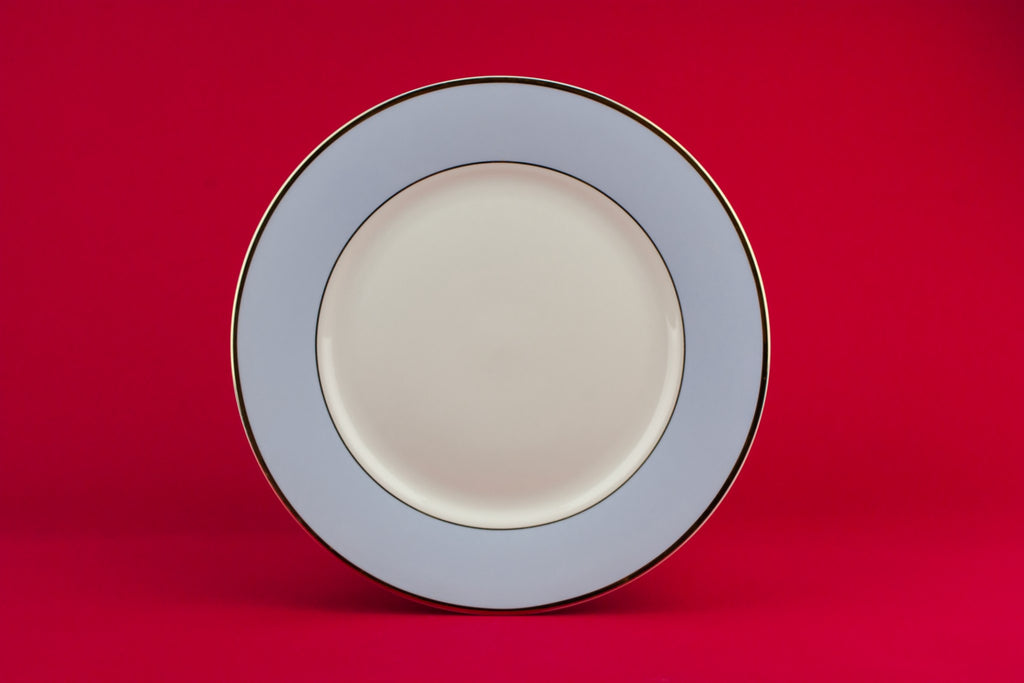 Bone china cake plate