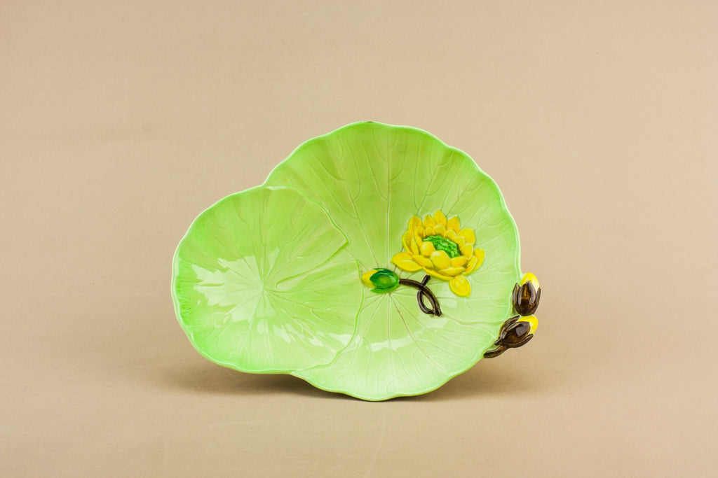 Lily shaped Carlton bowl
