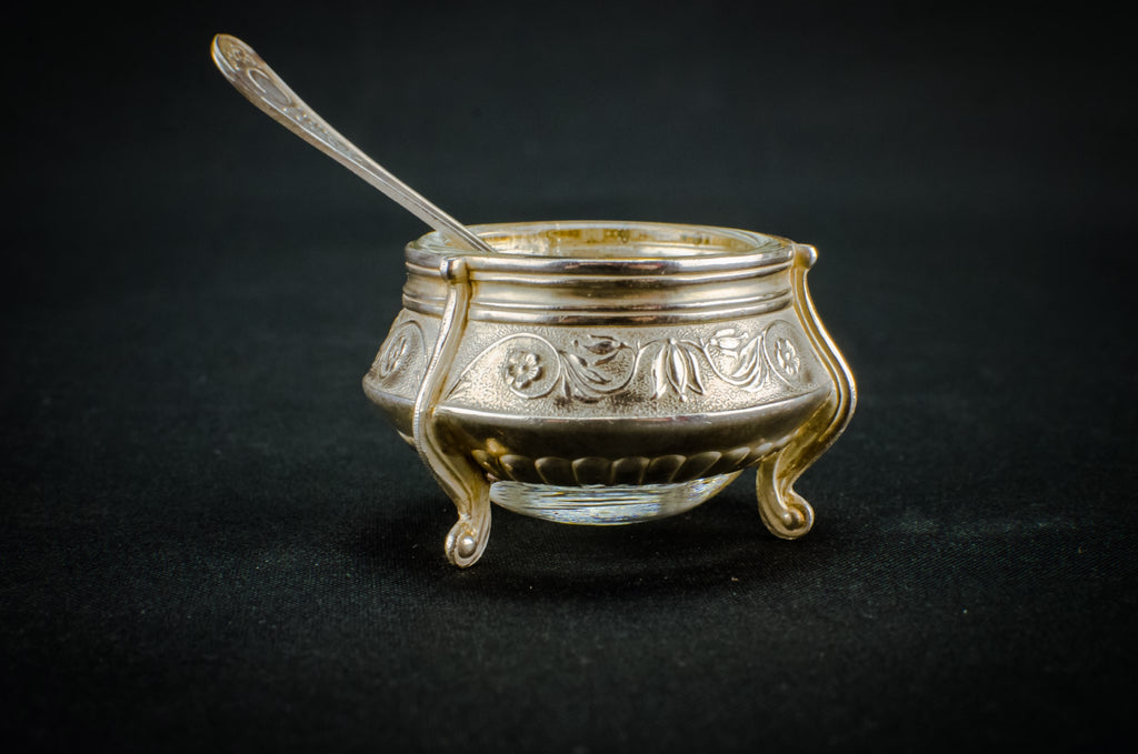 Small mustard pot