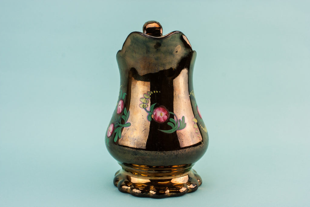 Lustre jug