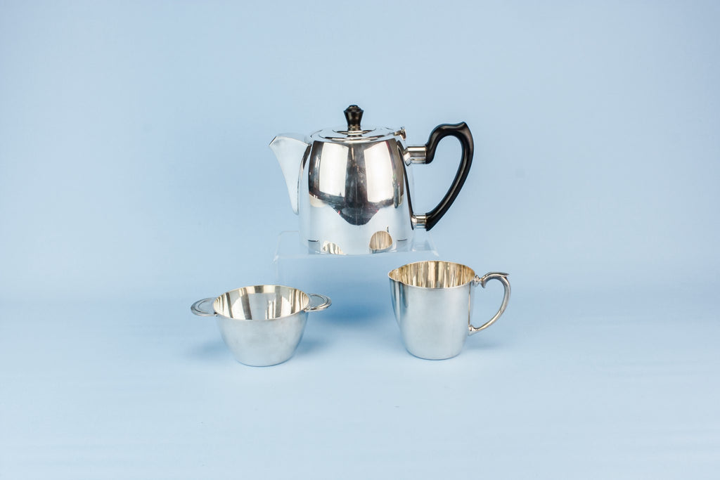 Art Deco tea set
