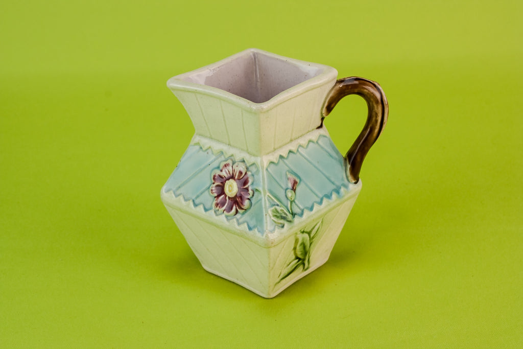 Majolica creamer