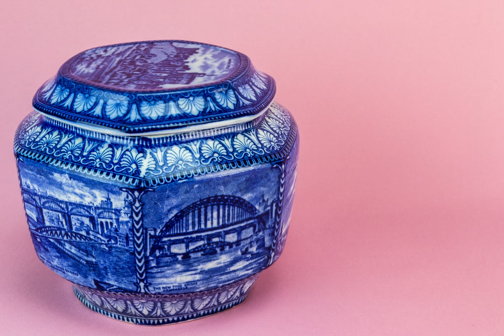 Blue tea storage jar