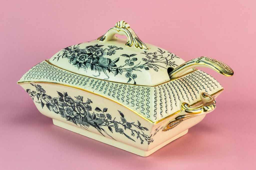 Aesthetic Movement tureen