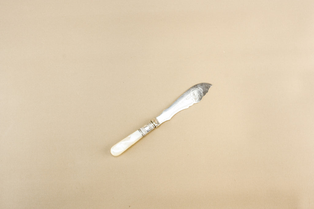 Small butter knife