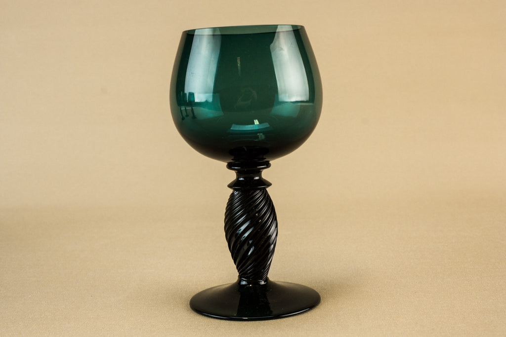 4 green wine glasses