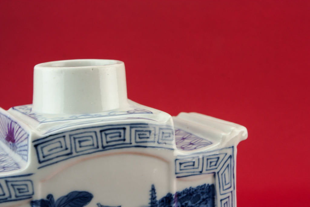 Retro porcelain vase
