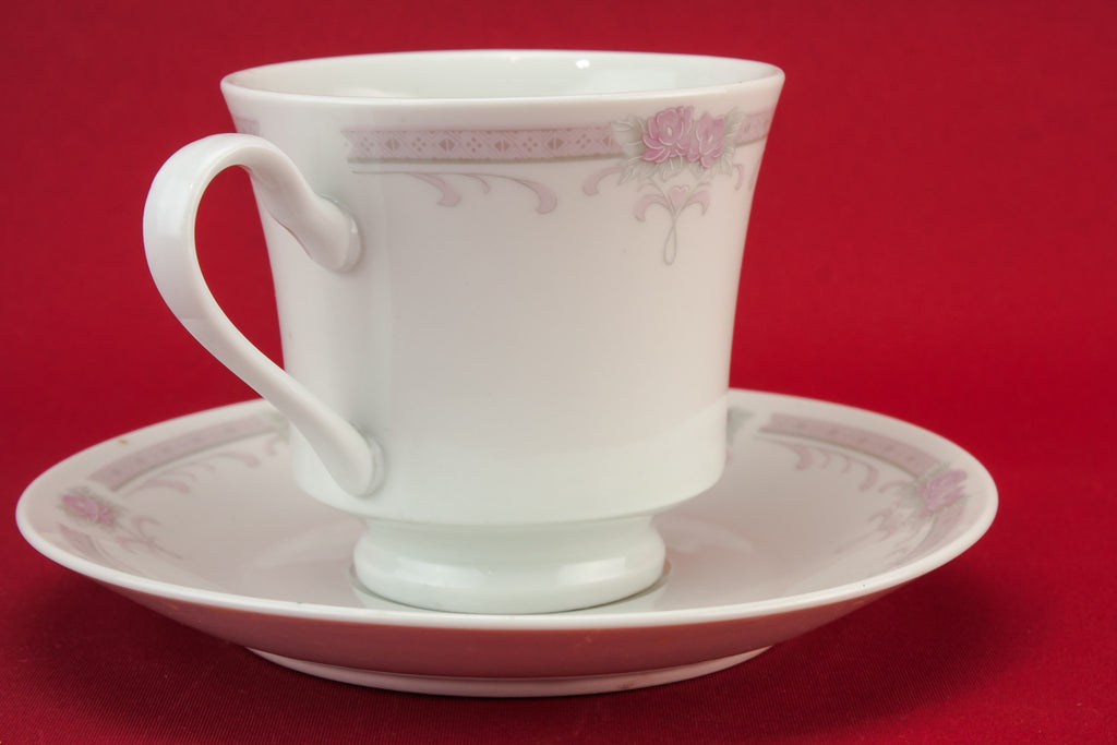 Porcelain tea set for five