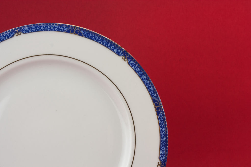 8 medium porcelain plates
