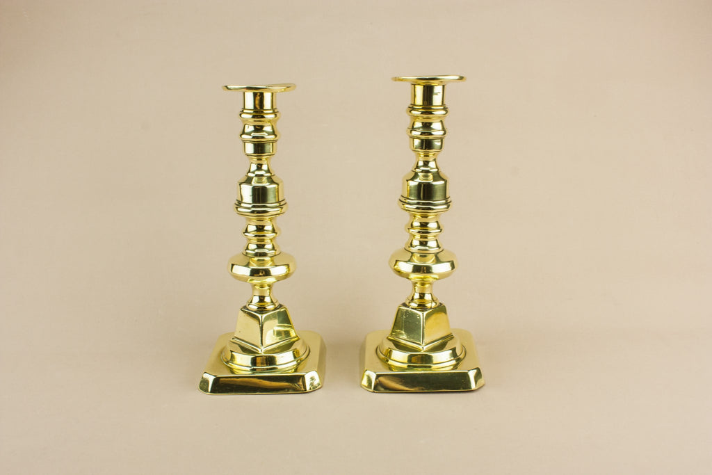 2 brass candlesticks