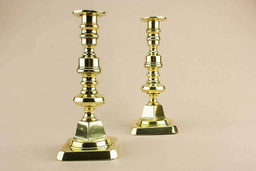 2 brass candlesticks