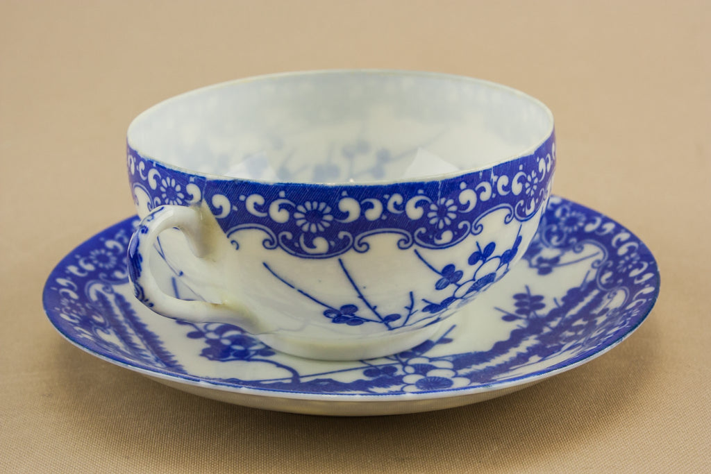 Porcelain tea set for three