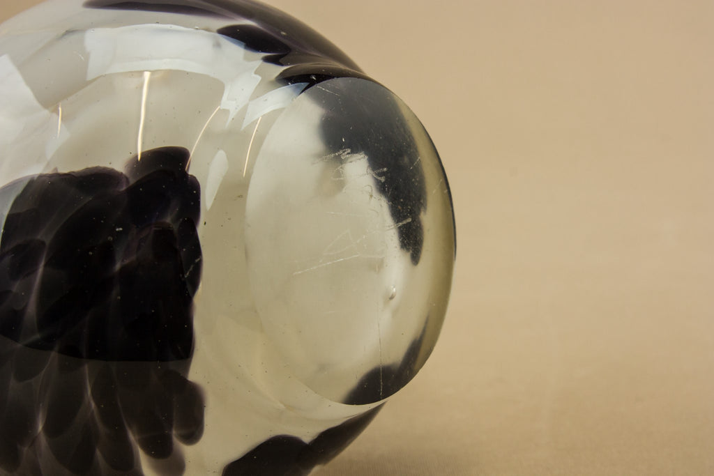 Medium glass vase