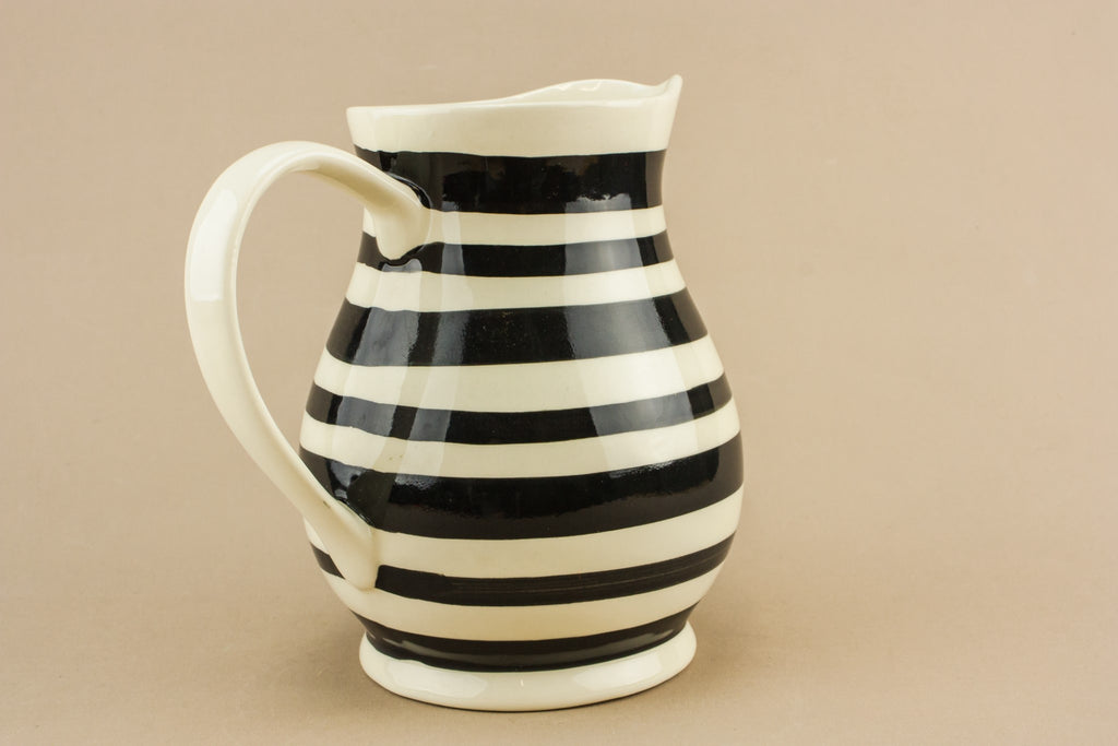 Black stripe jug
